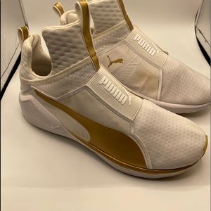 PUMA Air Jordan Sneakers 2012, size 9.5, worn once